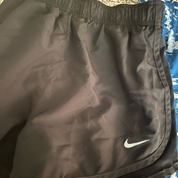 Nike Dri-Fit Tempo shorts lot size medium - Picture 4 of 7